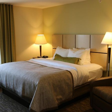 Candlewood Suites Bloomington By Ihg Exterior photo
